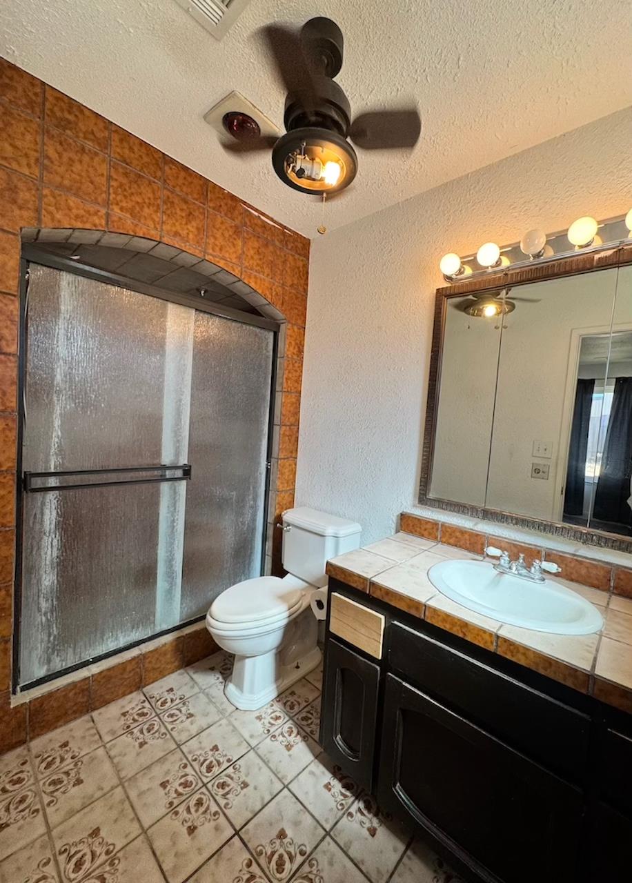 2461 N Grantland Ave, Fresno, CA 93723