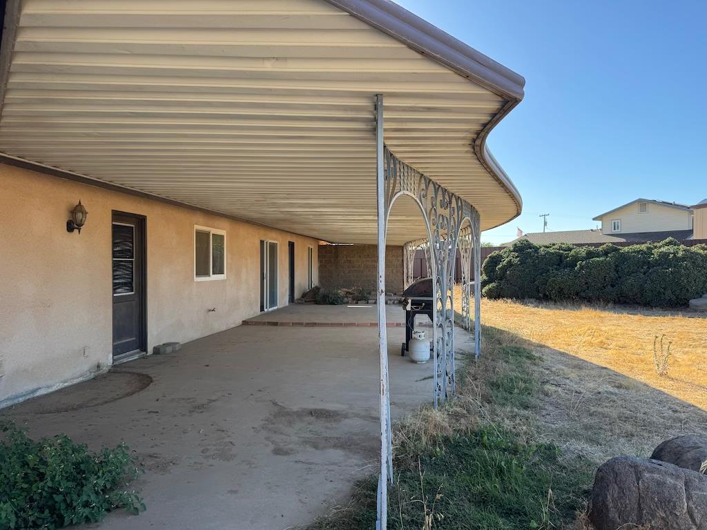 2461 N Grantland Ave, Fresno, CA 93723