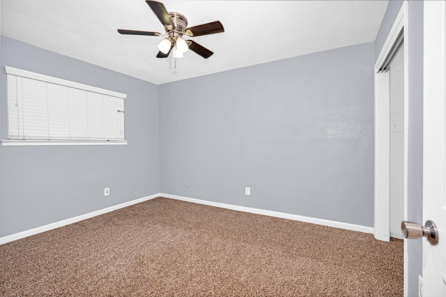 1188 W Pinedale Ave, Fresno, CA 93711