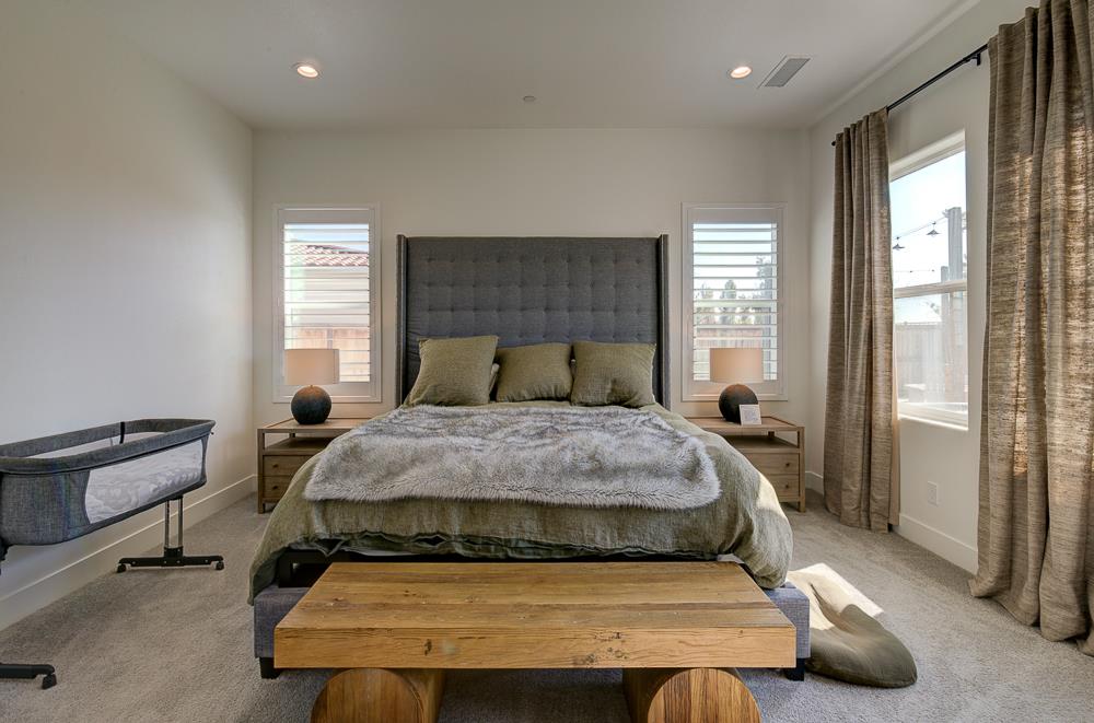 1048 Beaver Pond Loop, Madera, CA 93636