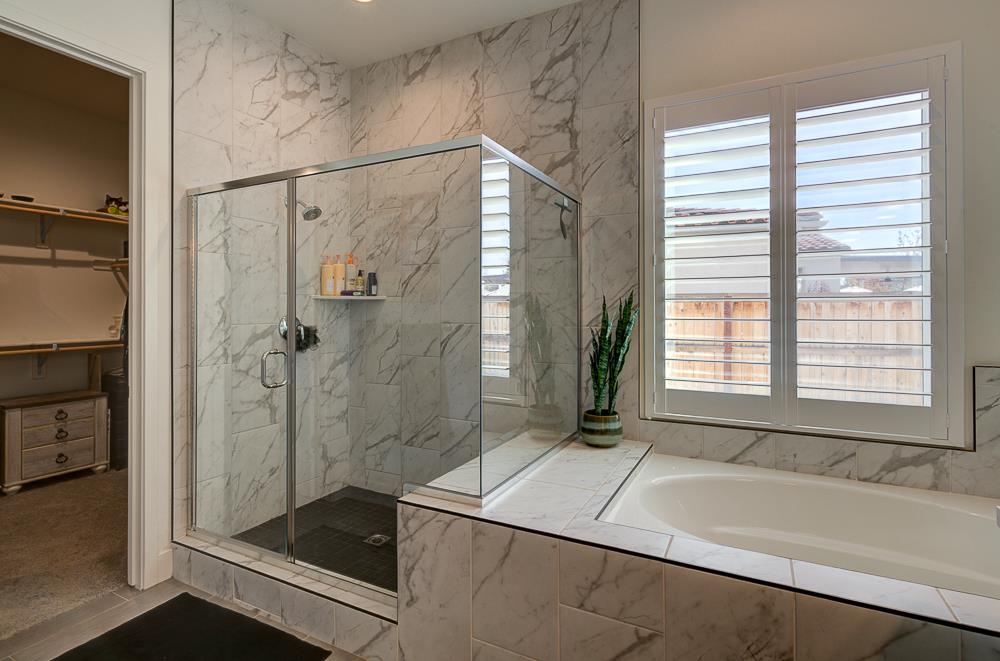 1048 Beaver Pond Loop, Madera, CA 93636