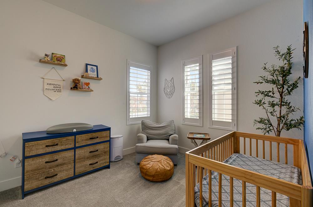 1048 Beaver Pond Loop, Madera, CA 93636