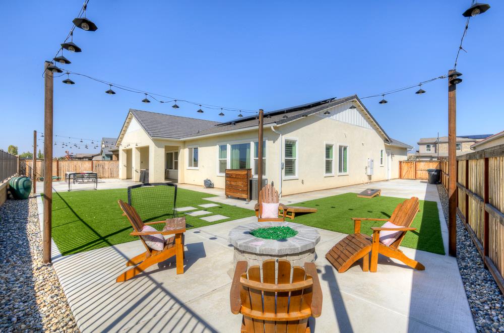 1048 Beaver Pond Loop, Madera, CA 93636