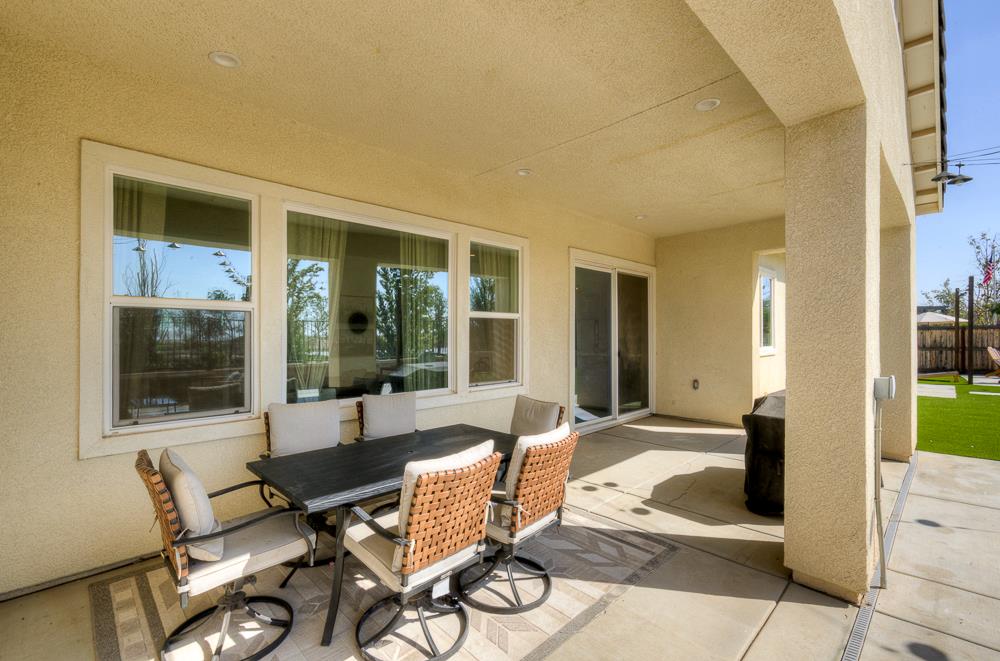 1048 Beaver Pond Loop, Madera, CA 93636