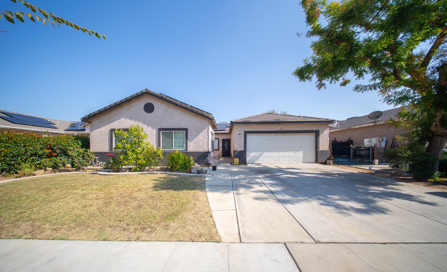 152 N Shelly Ave, Fresno, CA 93727