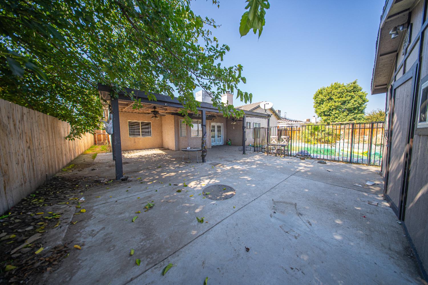152 N Shelly Ave, Fresno, CA 93727