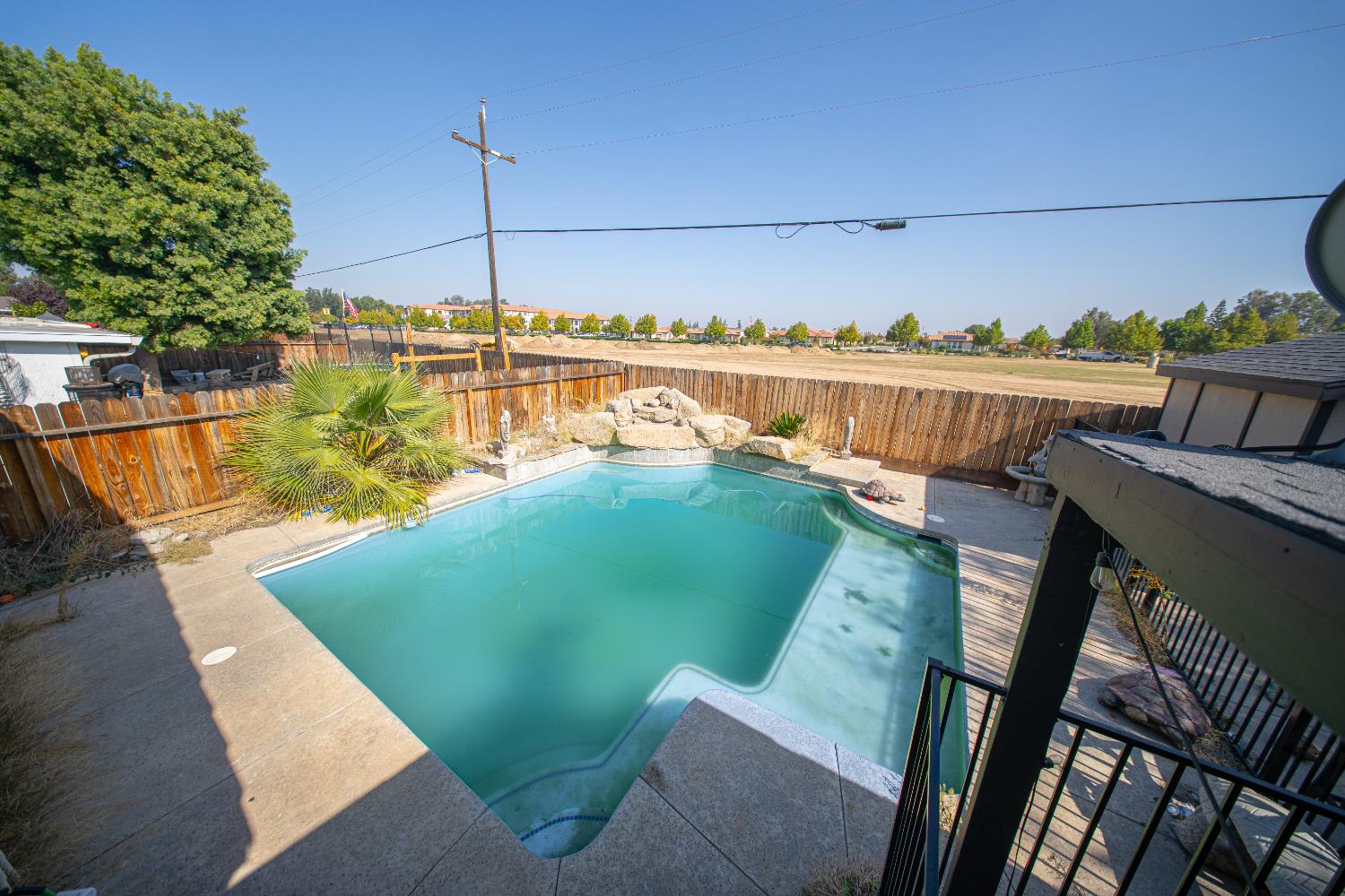 152 N Shelly Ave, Fresno, CA 93727