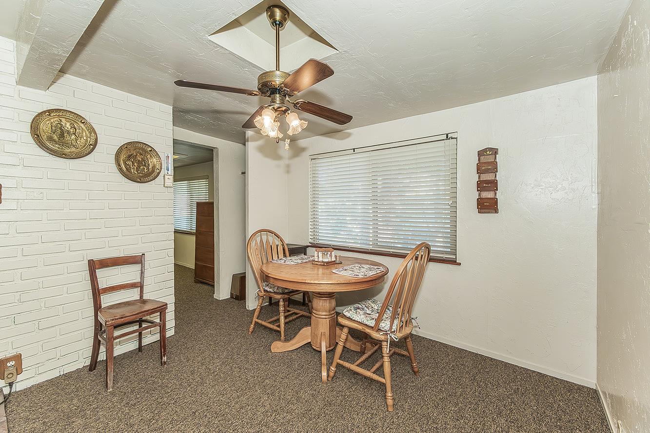 41894 Merriman Ln, Auberry, CA 93602