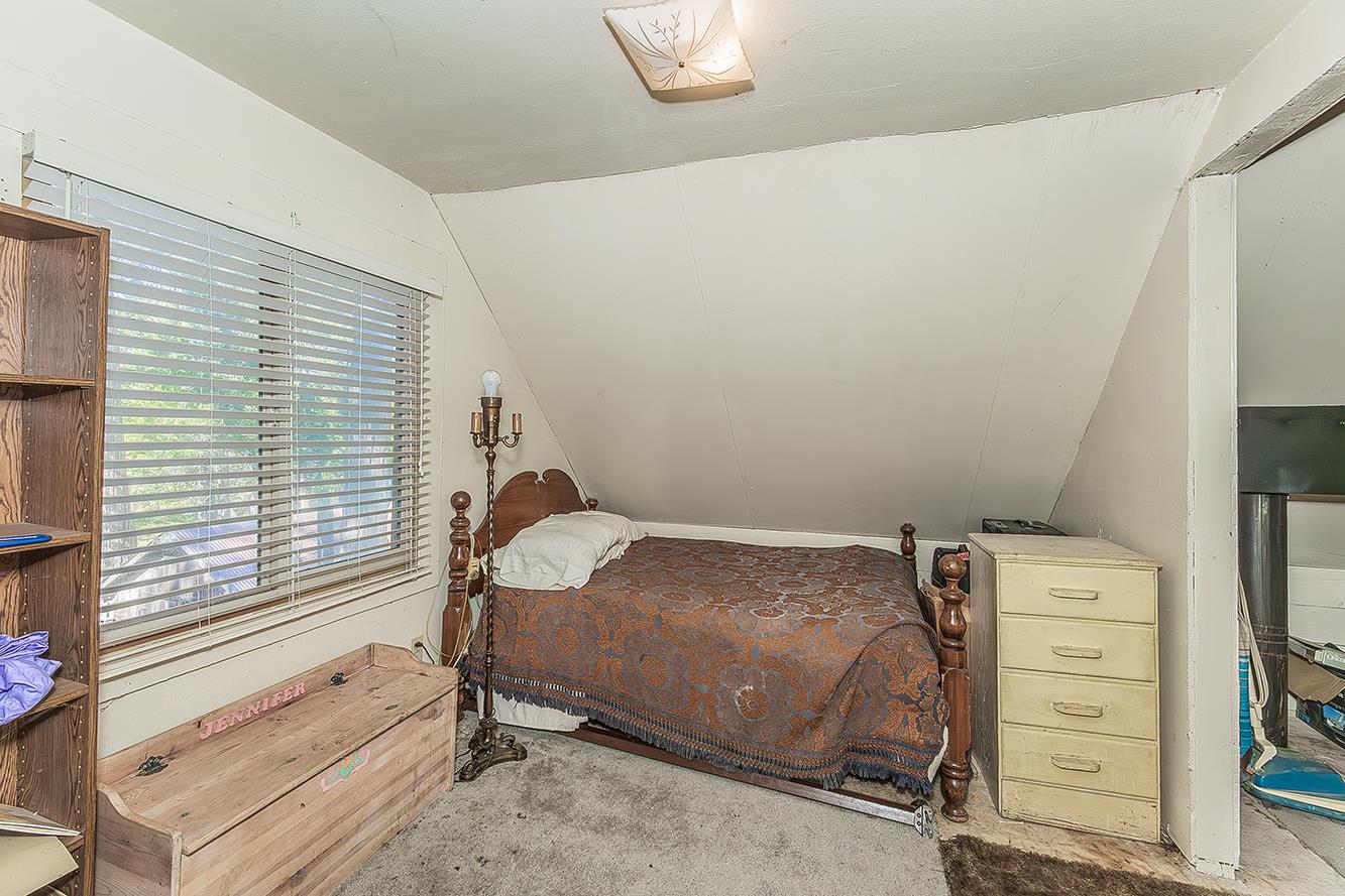 41894 Merriman Ln, Auberry, CA 93602