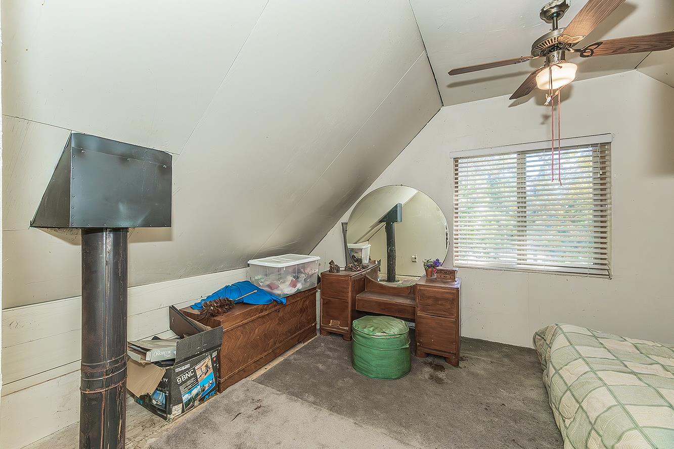 41894 Merriman Ln, Auberry, CA 93602