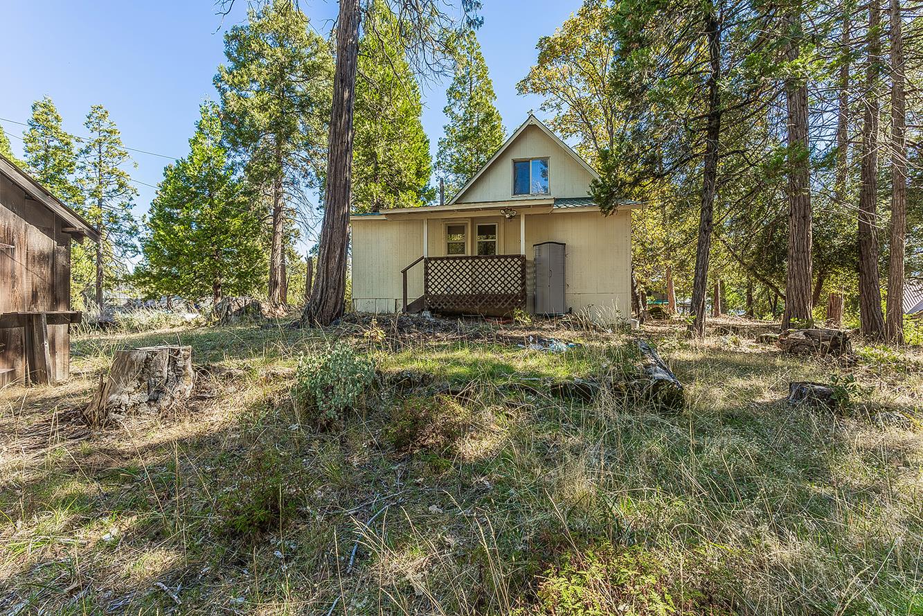 41894 Merriman Ln, Auberry, CA 93602