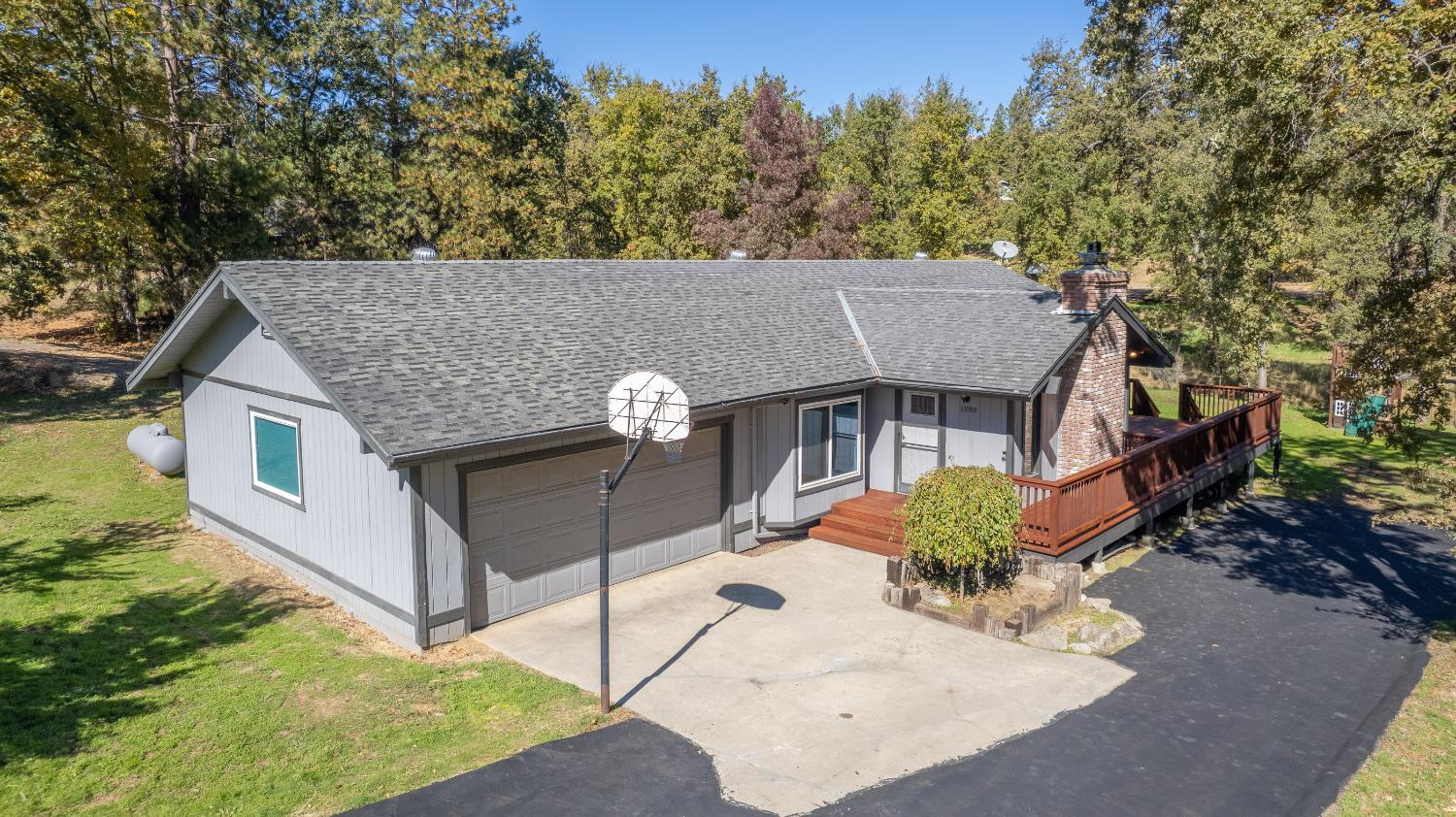 33988 Shaver Springs Rd, Auberry, CA 93602