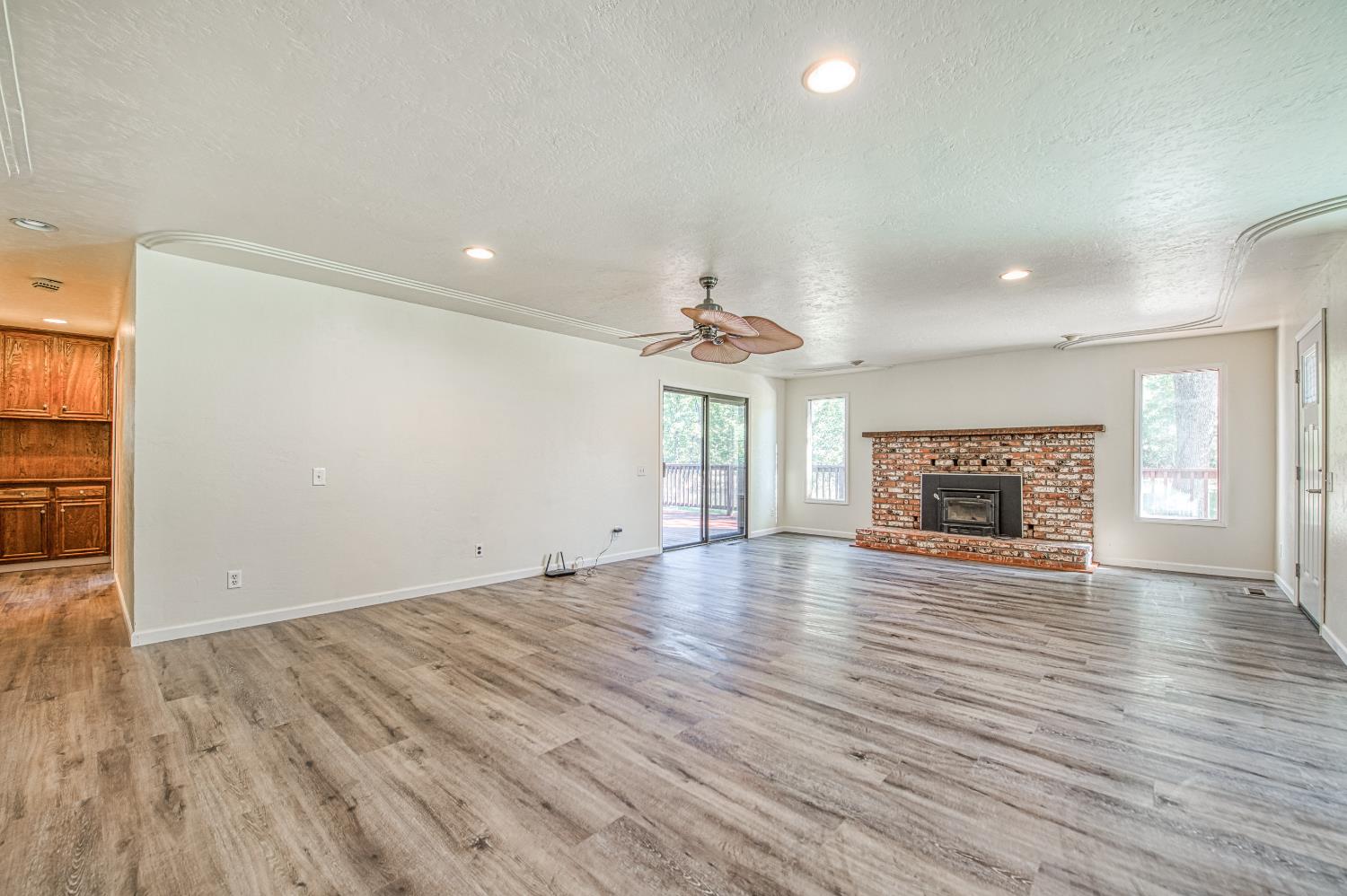 33988 Shaver Springs Rd, Auberry, CA 93602