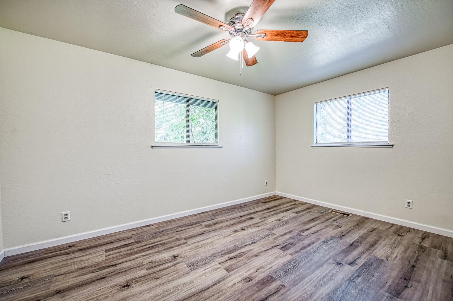 33988 Shaver Springs Rd, Auberry, CA 93602