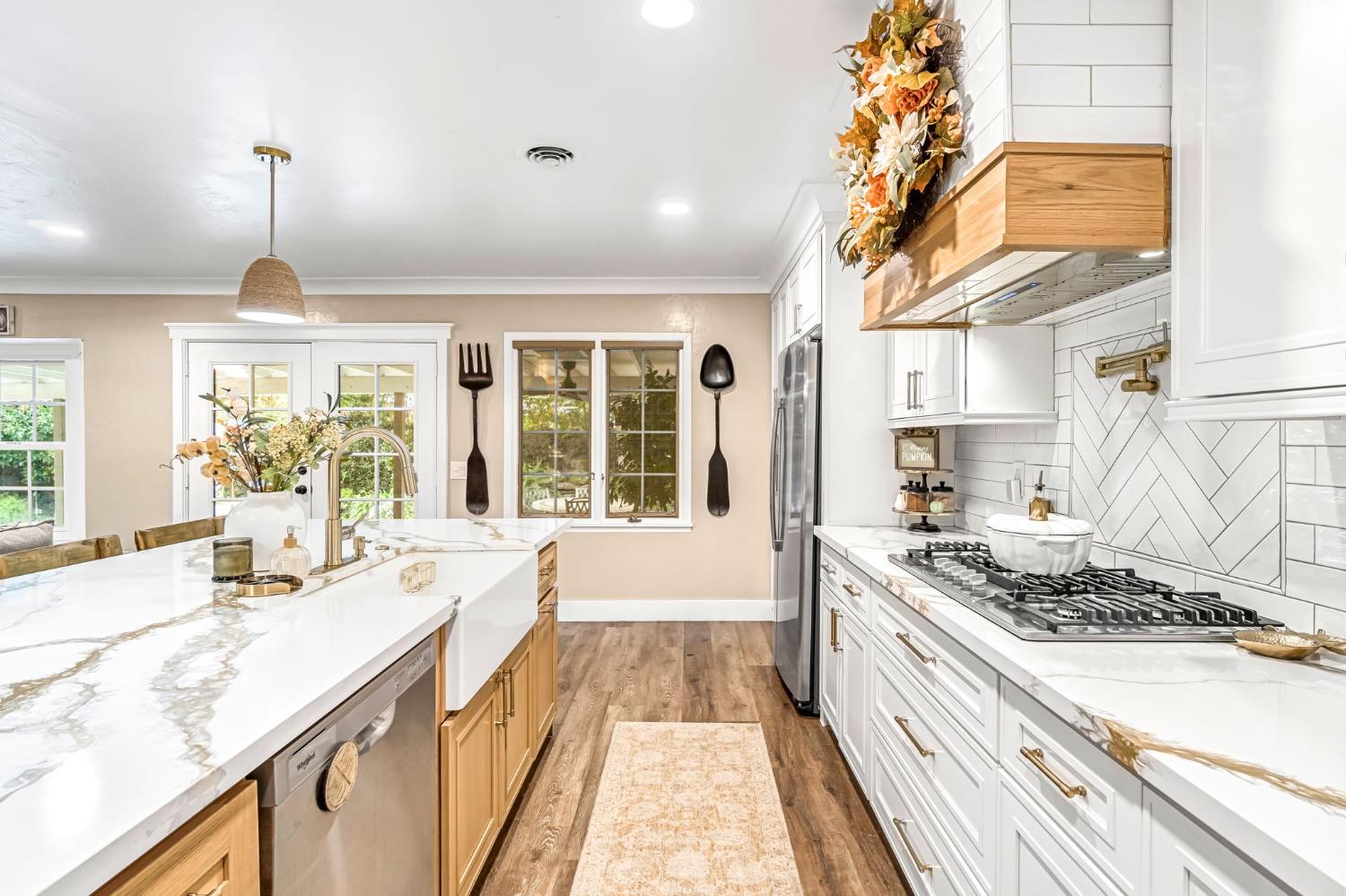 1103 S Linda Vista St, Visalia, CA 93277