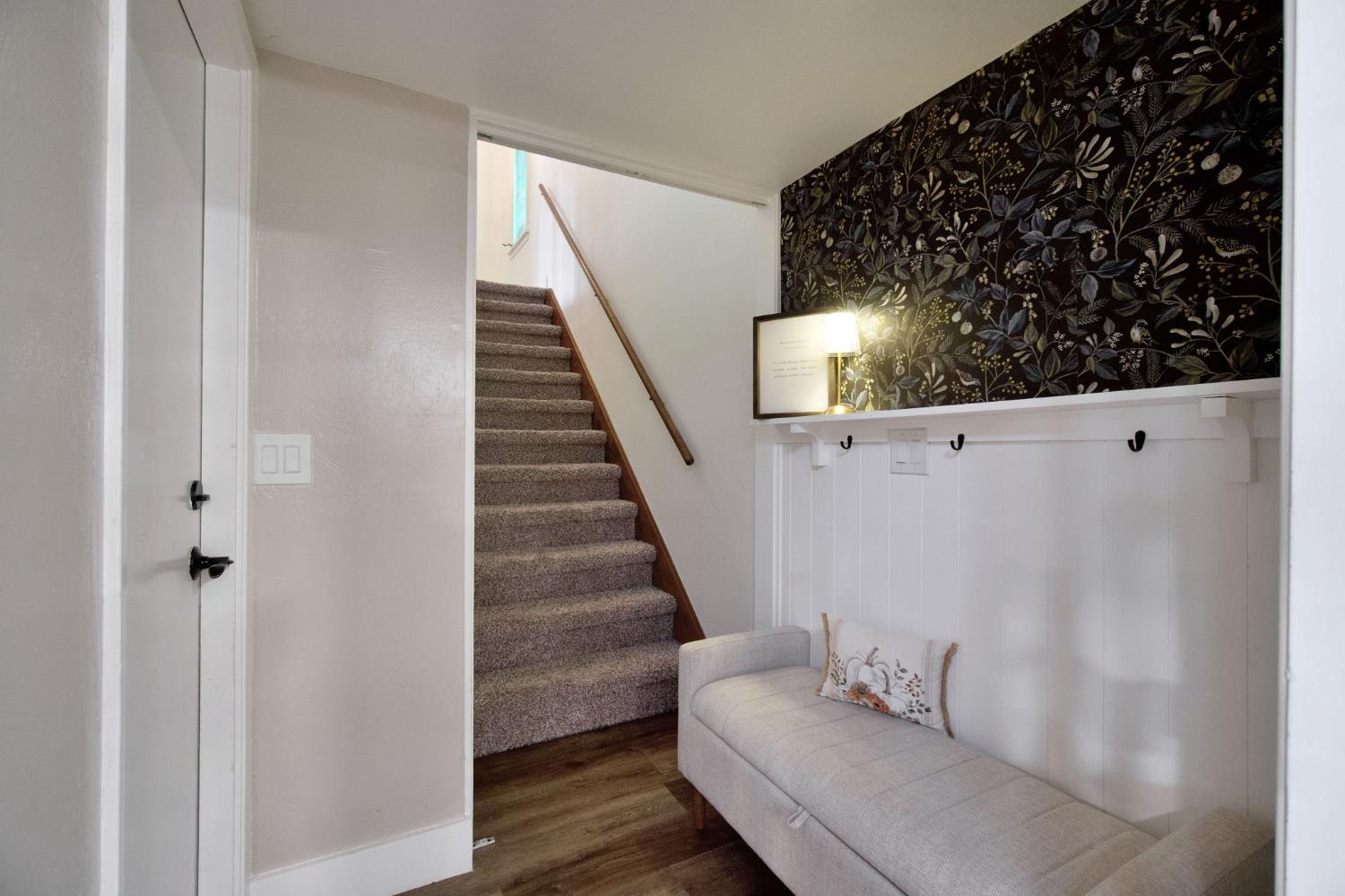 1103 S Linda Vista St, Visalia, CA 93277