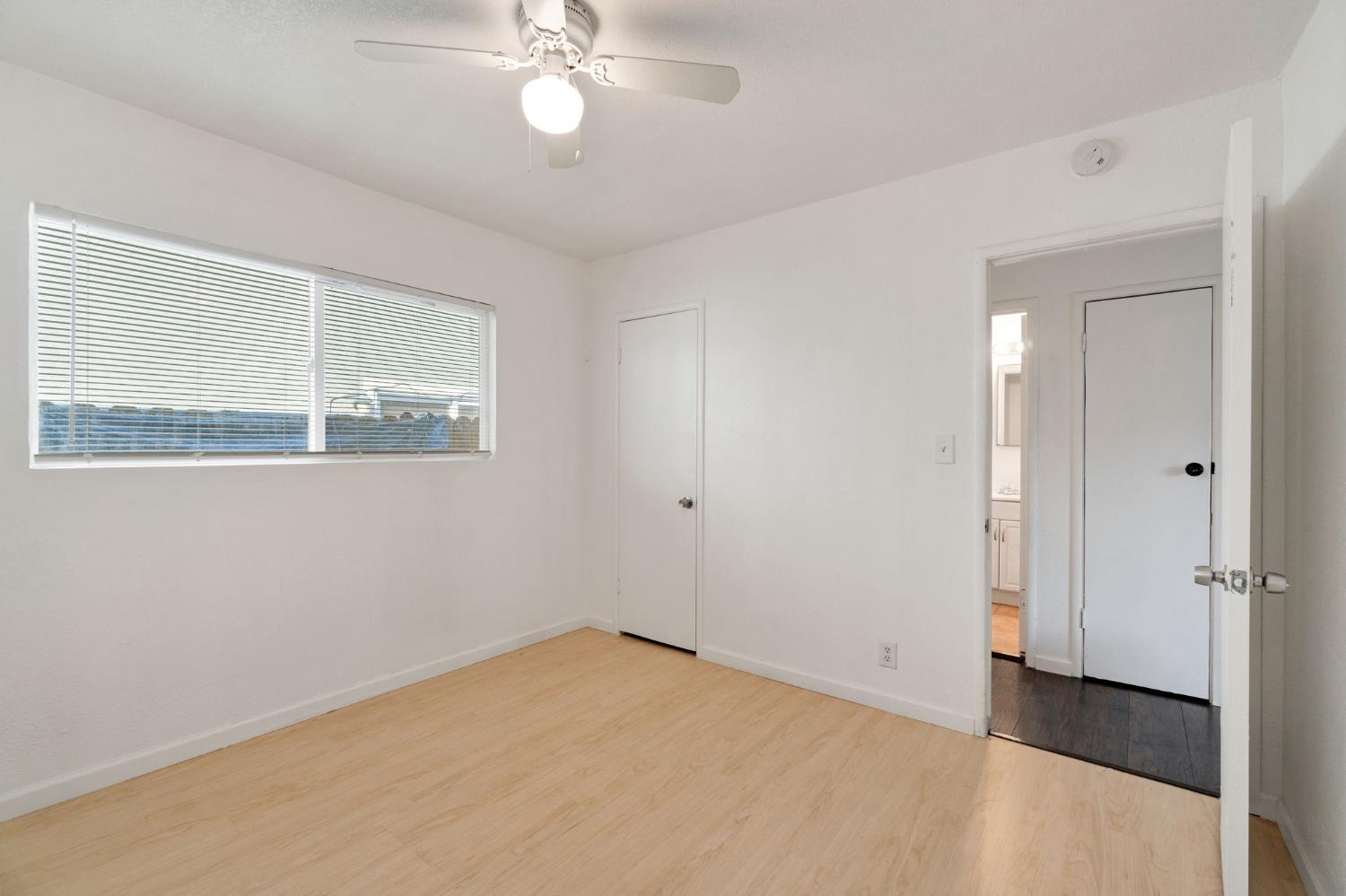 1409 E Cambridge Ave, Fresno, CA 93704