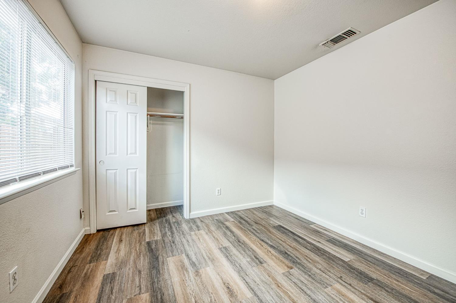 4657 W Berkeley Ave, Fresno, CA 93722