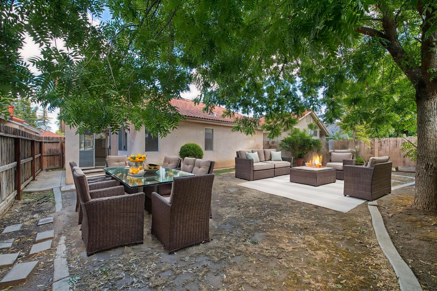 4657 W Berkeley Ave, Fresno, CA 93722