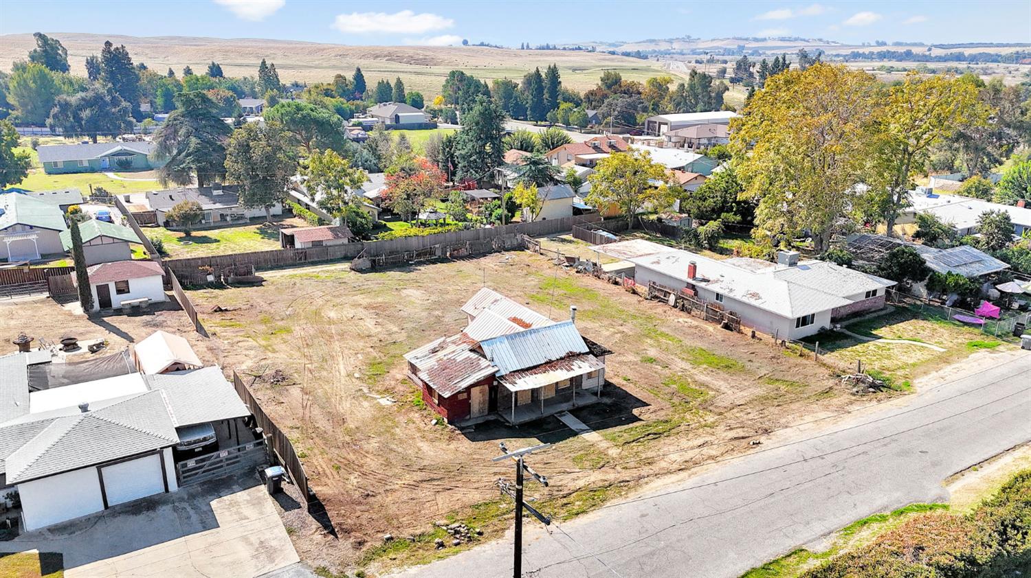 3937 E Marcus Ave, Friant, CA 93626