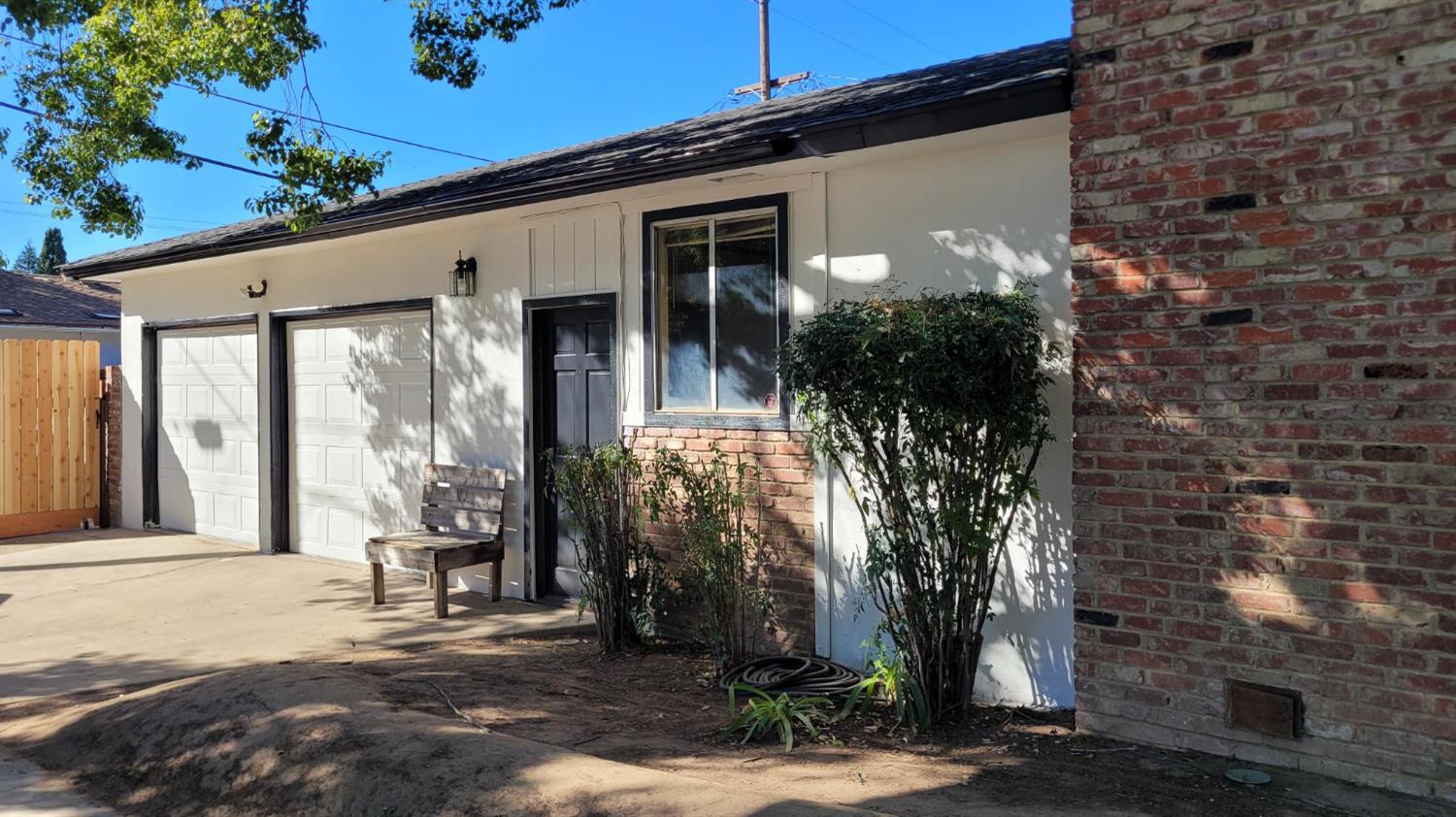 4259 N 4Th St, Fresno, CA 93726