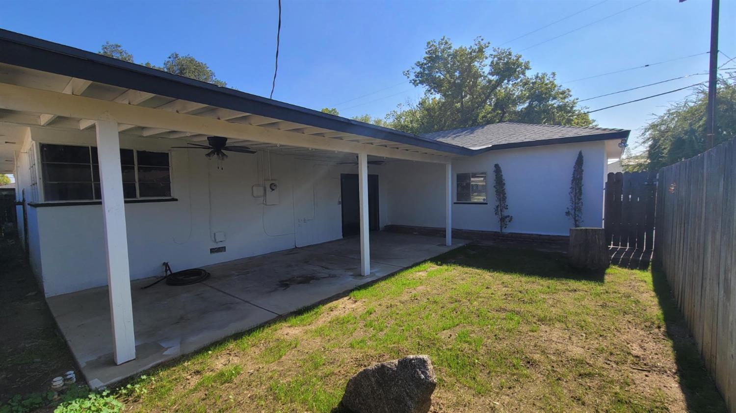 4259 N 4Th St, Fresno, CA 93726