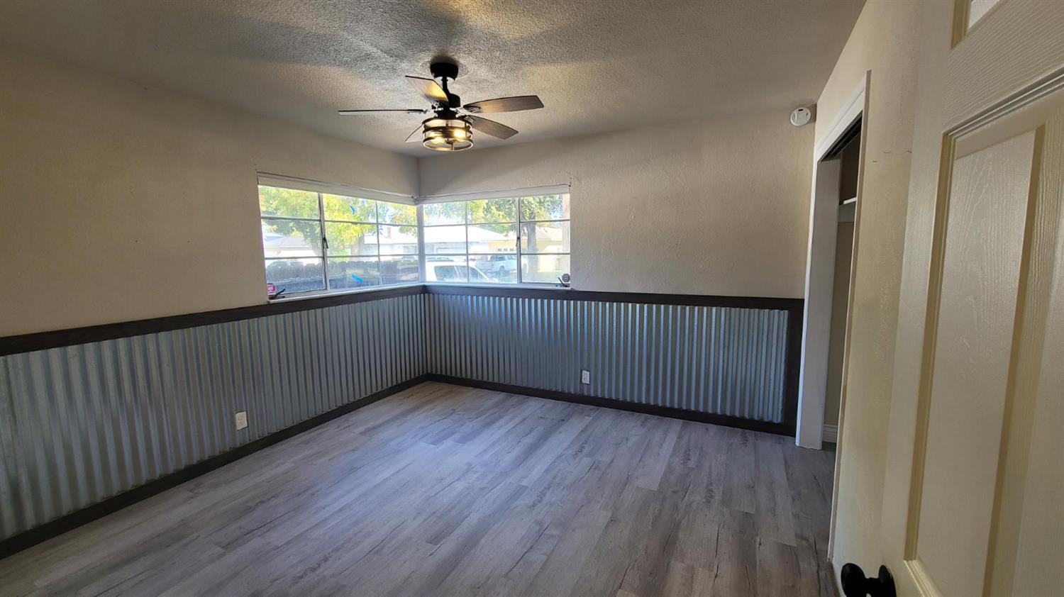 4259 N 4Th St, Fresno, CA 93726