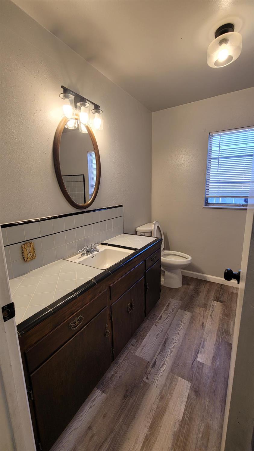 4259 N 4Th St, Fresno, CA 93726