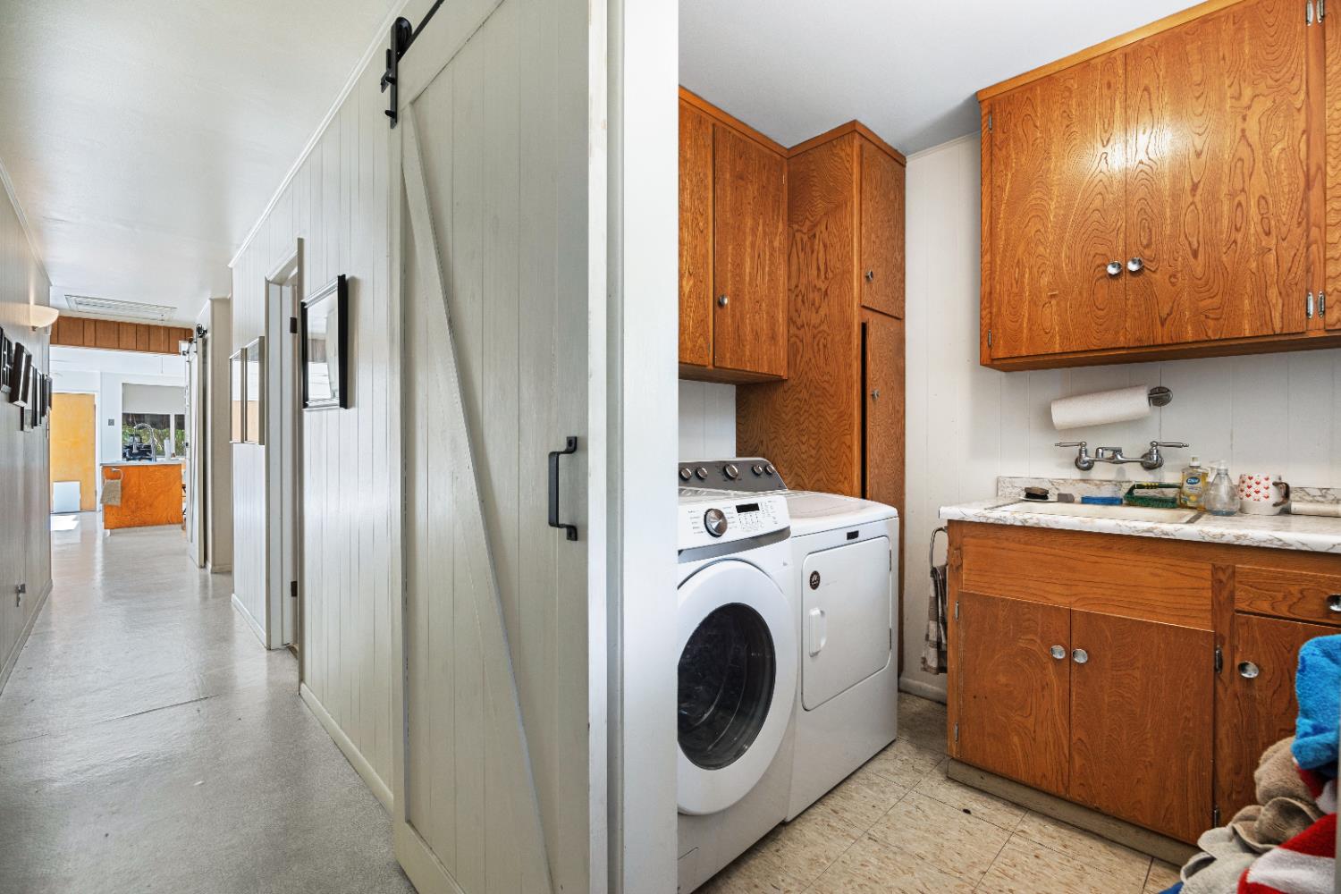 7747 E Nees Ave, Clovis, CA 93619