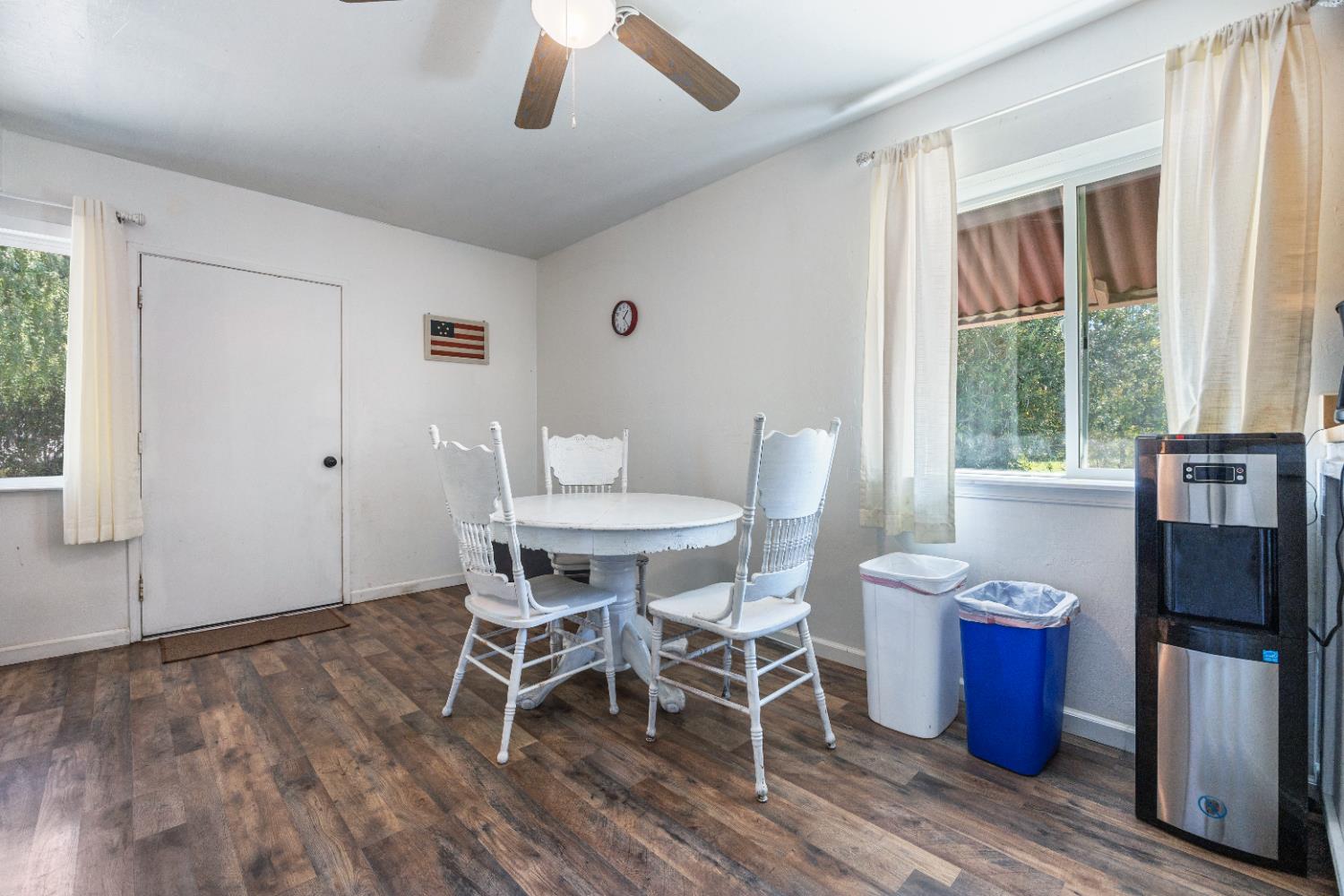 7747 E Nees Ave, Clovis, CA 93619