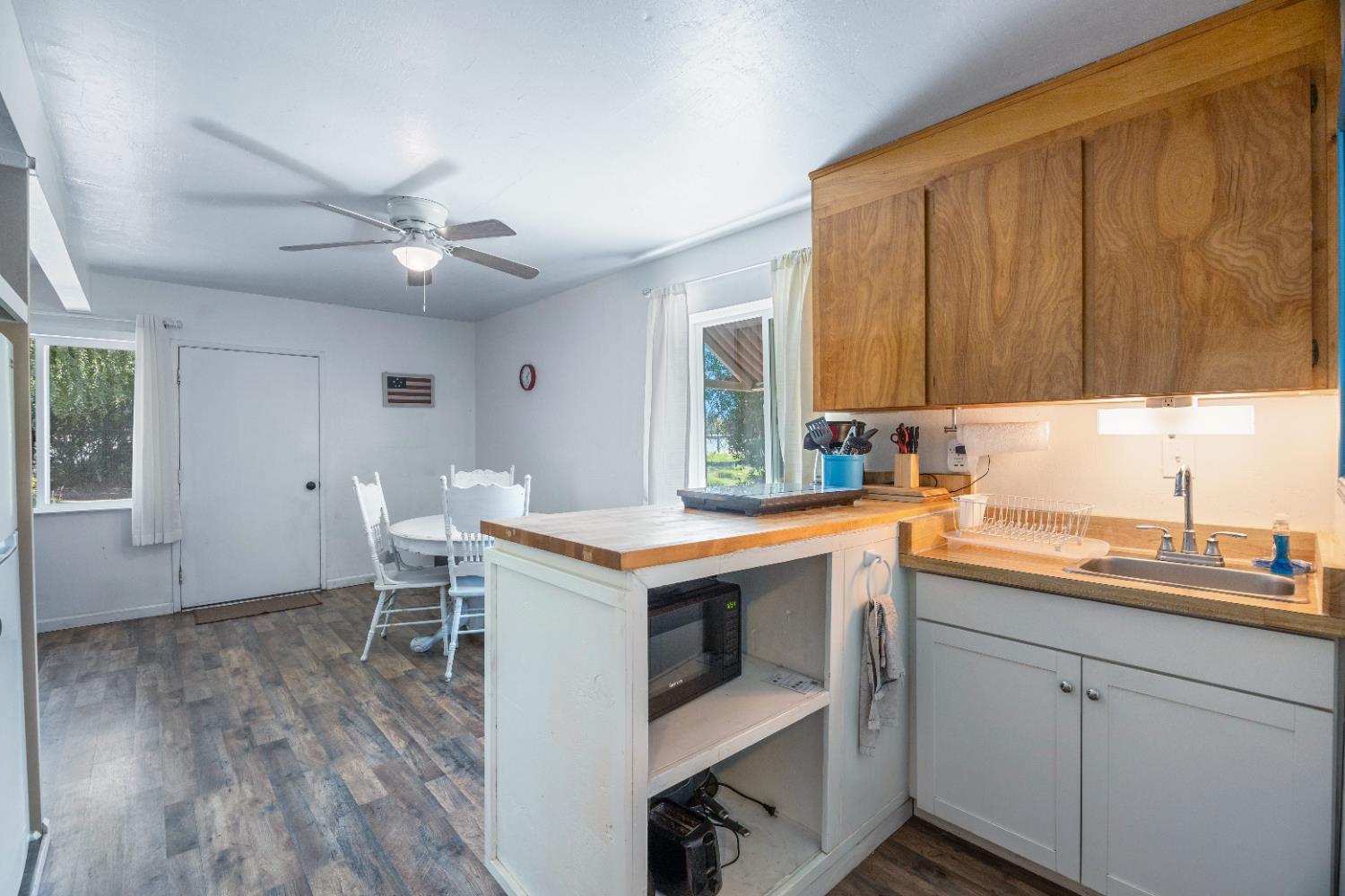 7747 E Nees Ave, Clovis, CA 93619