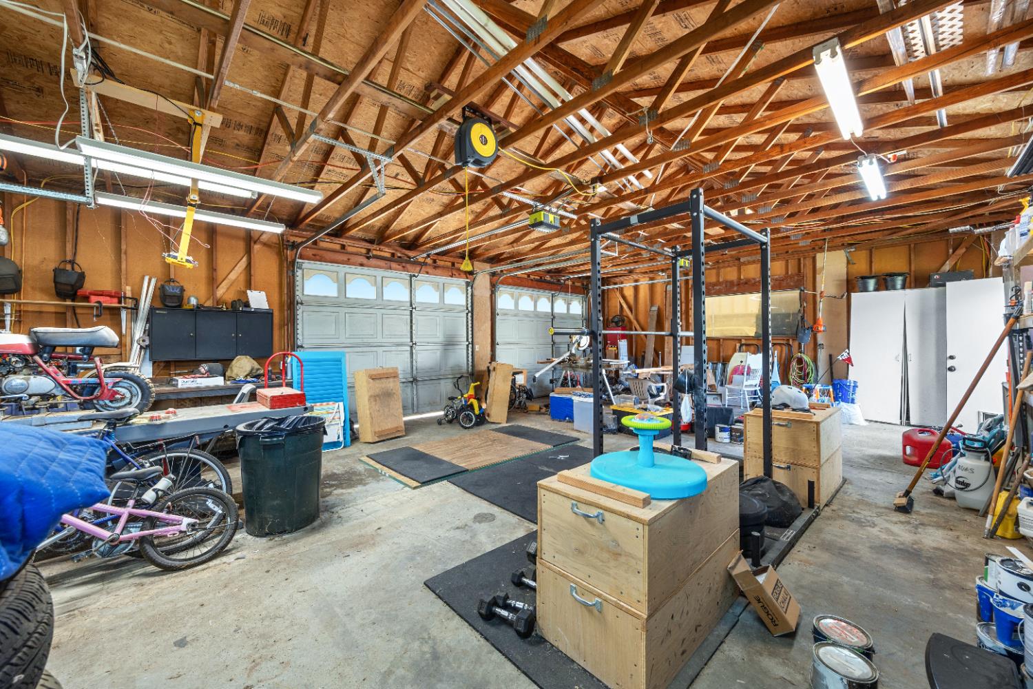 7747 E Nees Ave, Clovis, CA 93619