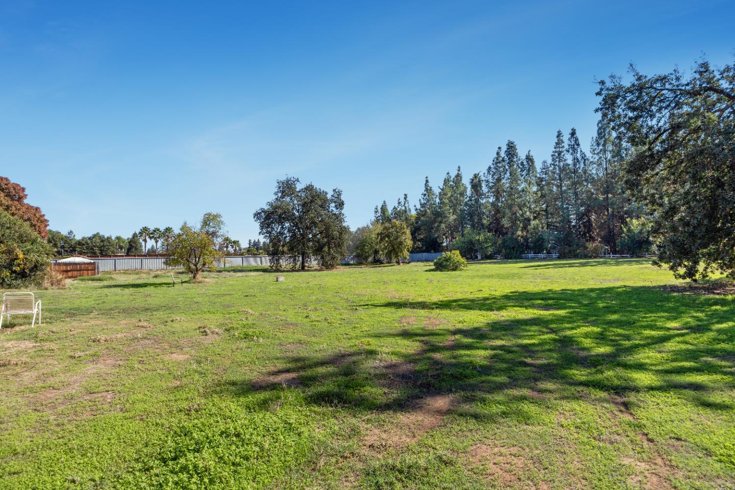 7747 E Nees Ave, Clovis, CA 93619