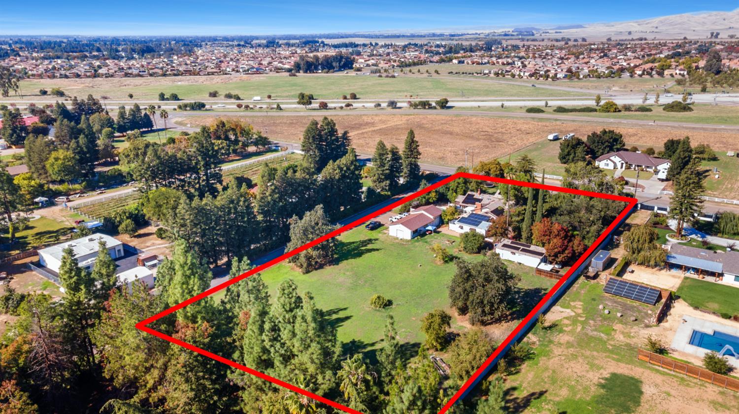 7747 E Nees Ave, Clovis, CA 93619