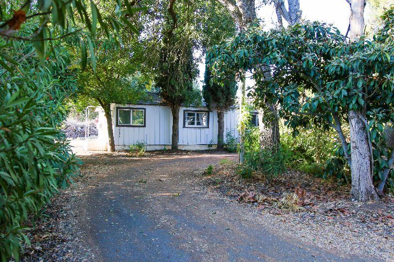 7747 E Nees Ave, Clovis, CA 93619