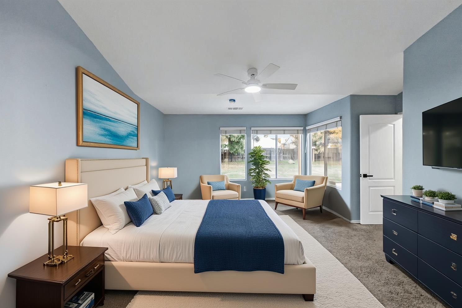 2702 Holt Ave, Sanger, CA 93657