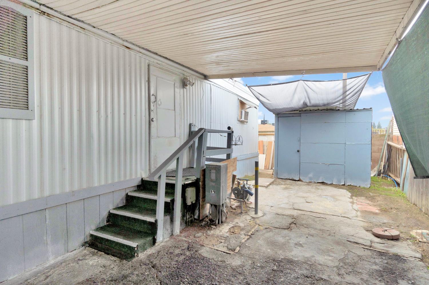 3550 N Duke Ave #12, Fresno, CA 93727