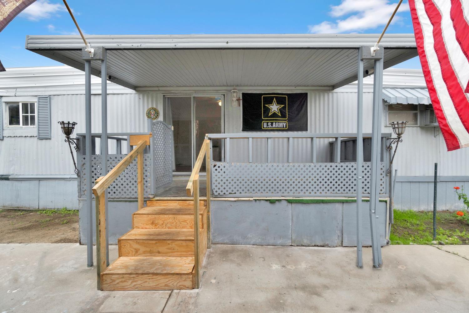 3550 N Duke Ave #12, Fresno, CA 93727