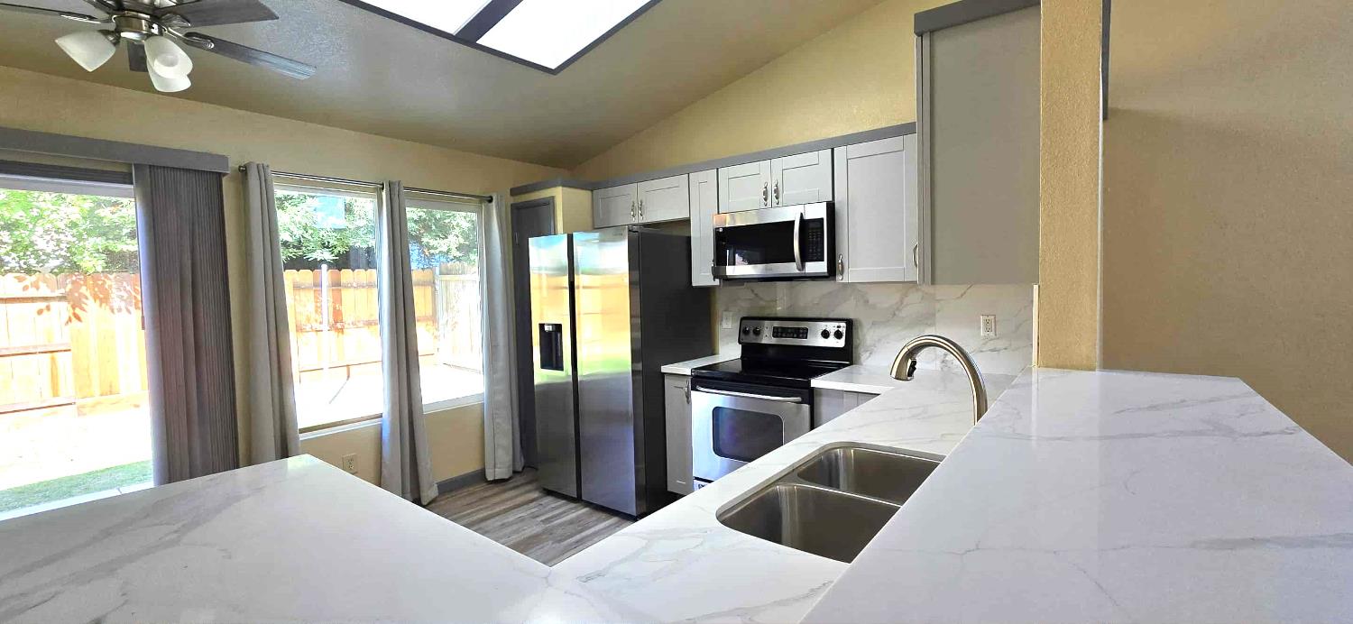 413 El Portal Ct, Merced, CA 95348