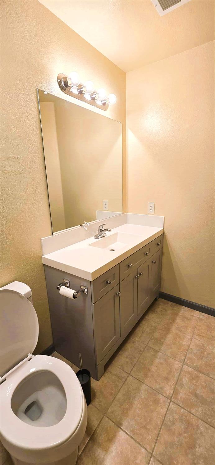 413 El Portal Ct, Merced, CA 95348