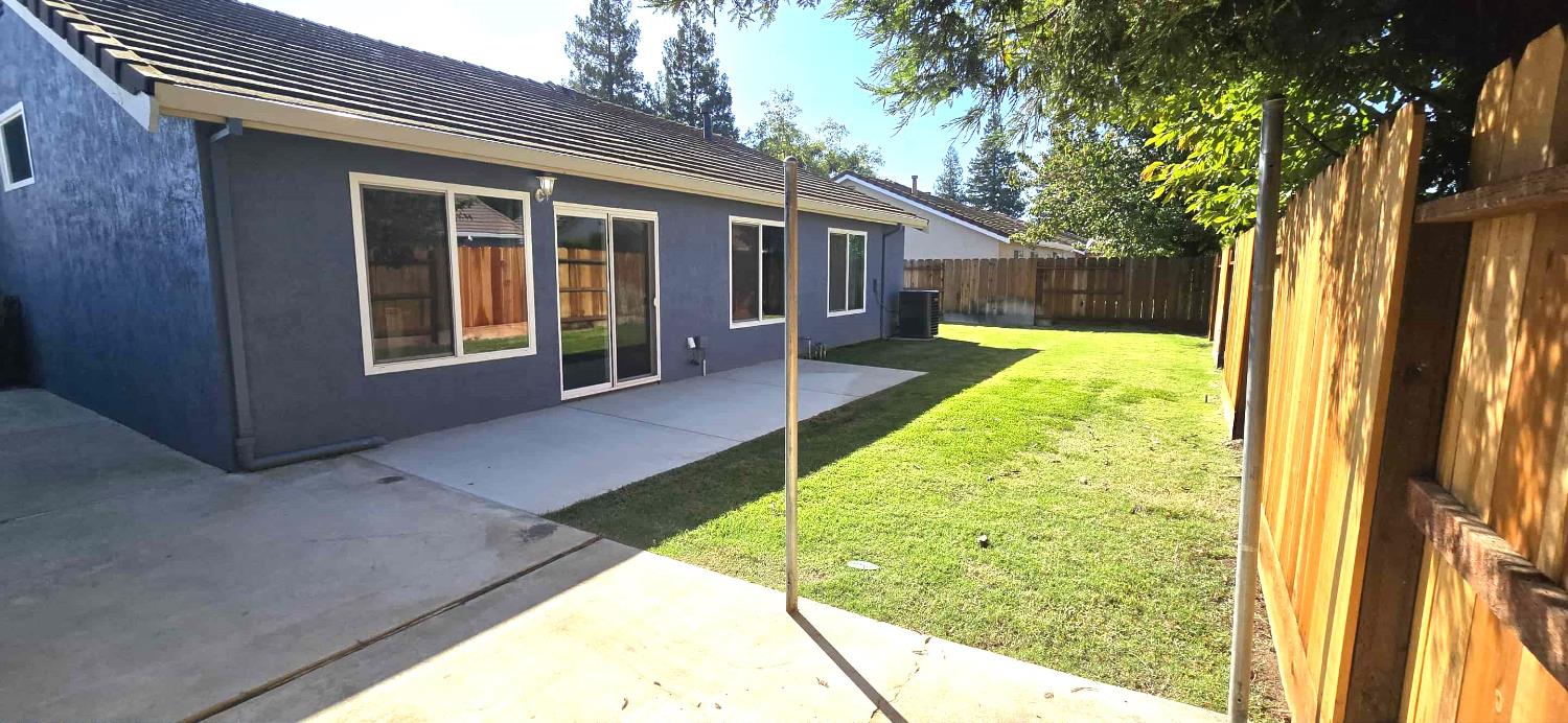 413 El Portal Ct, Merced, CA 95348