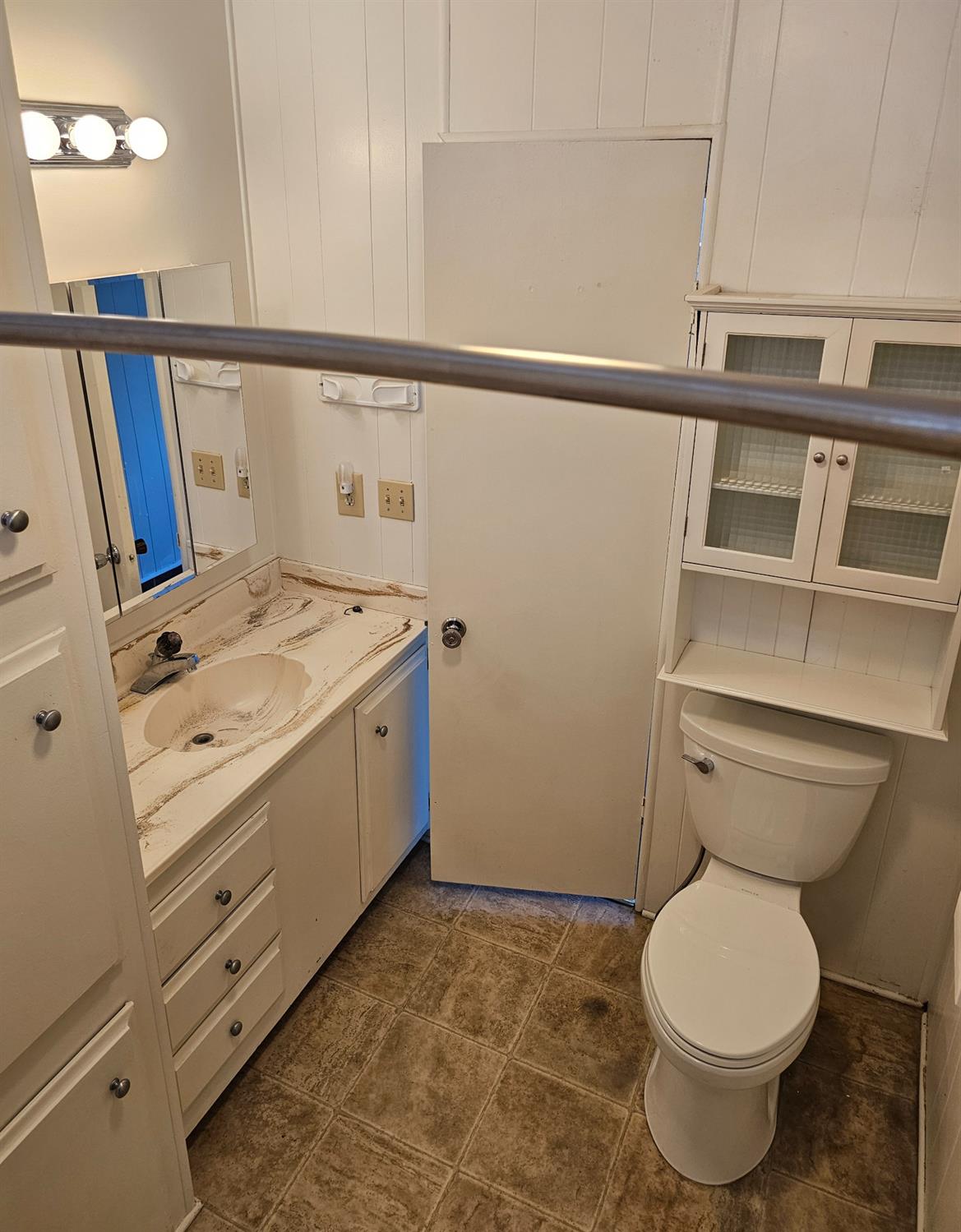 1001 Sylmar Ave #126, Clovis, CA 93612