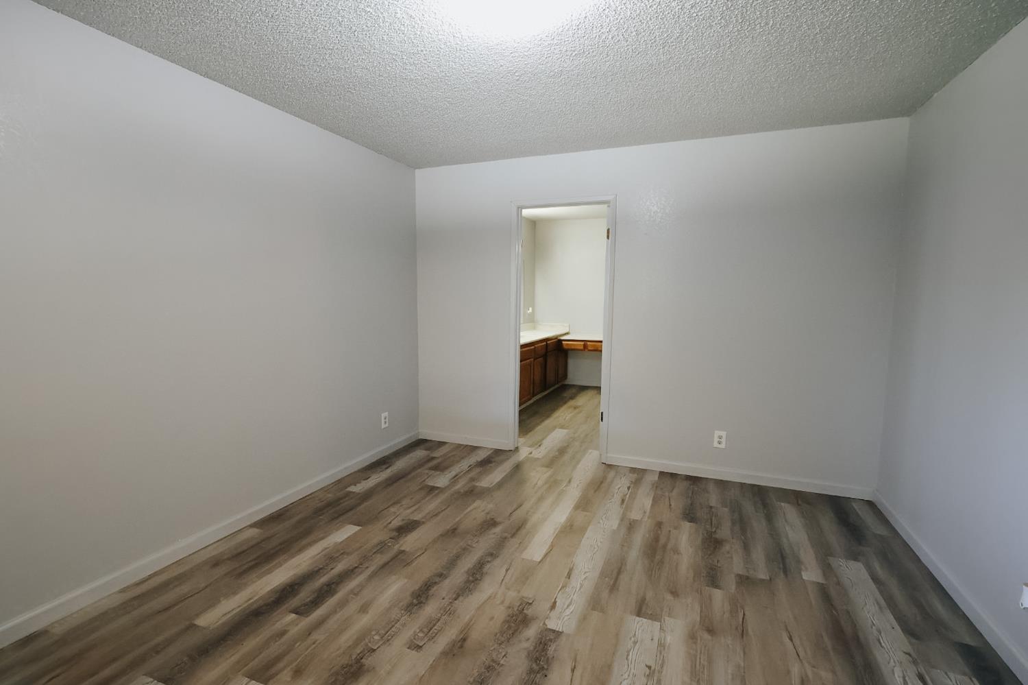 3624 Eddy Ave, Clovis, CA 93612