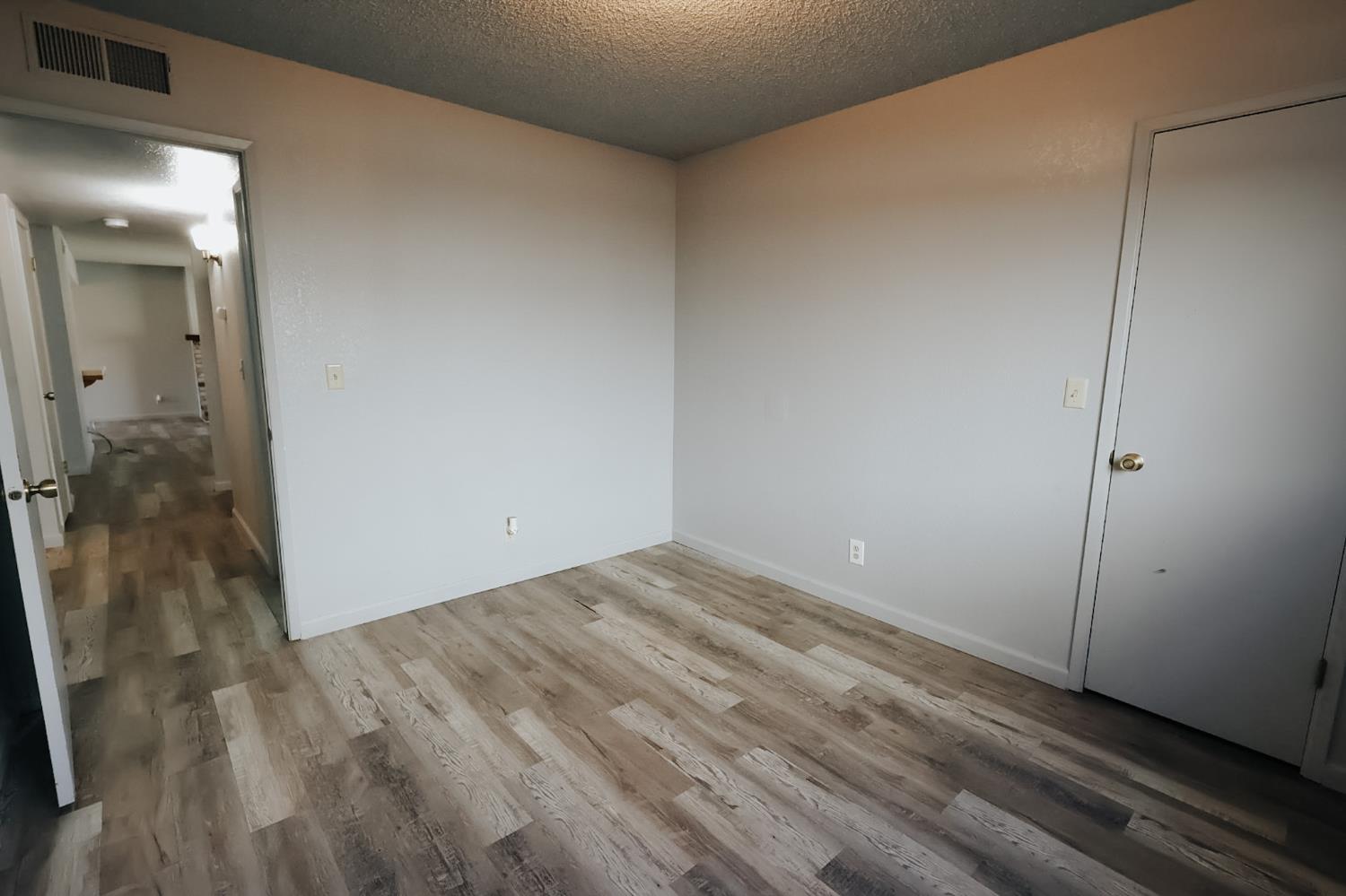 3624 Eddy Ave, Clovis, CA 93612