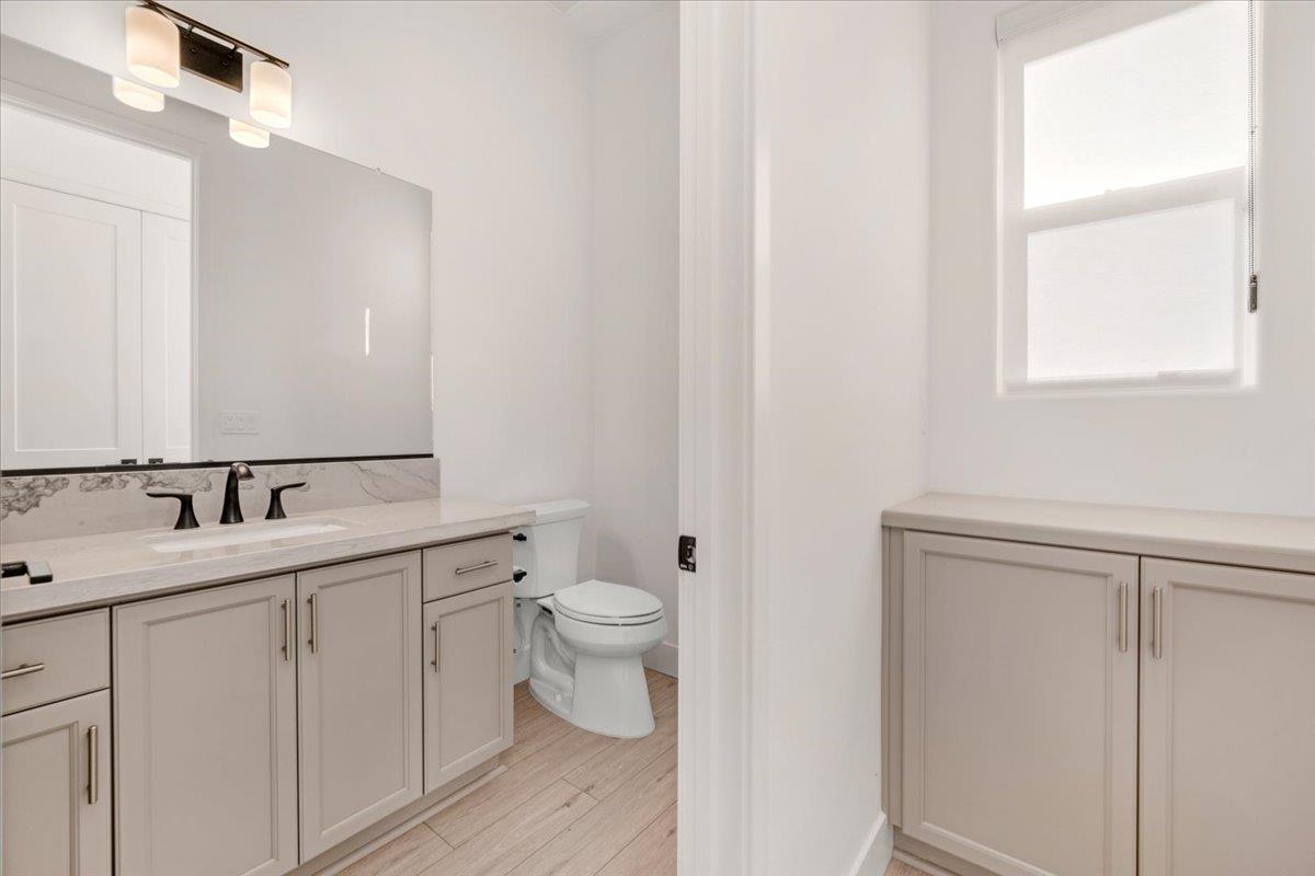 1023 Beaver Pond Loop, Madera, CA 93636