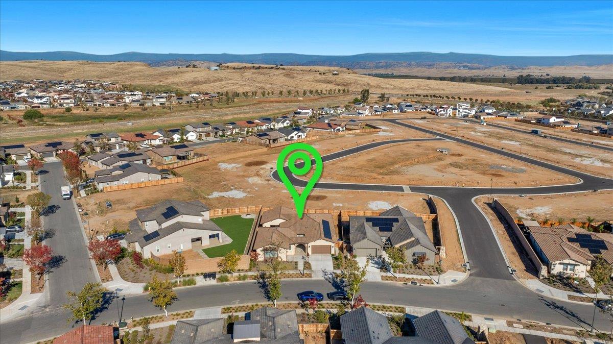 1023 Beaver Pond Loop, Madera, CA 93636