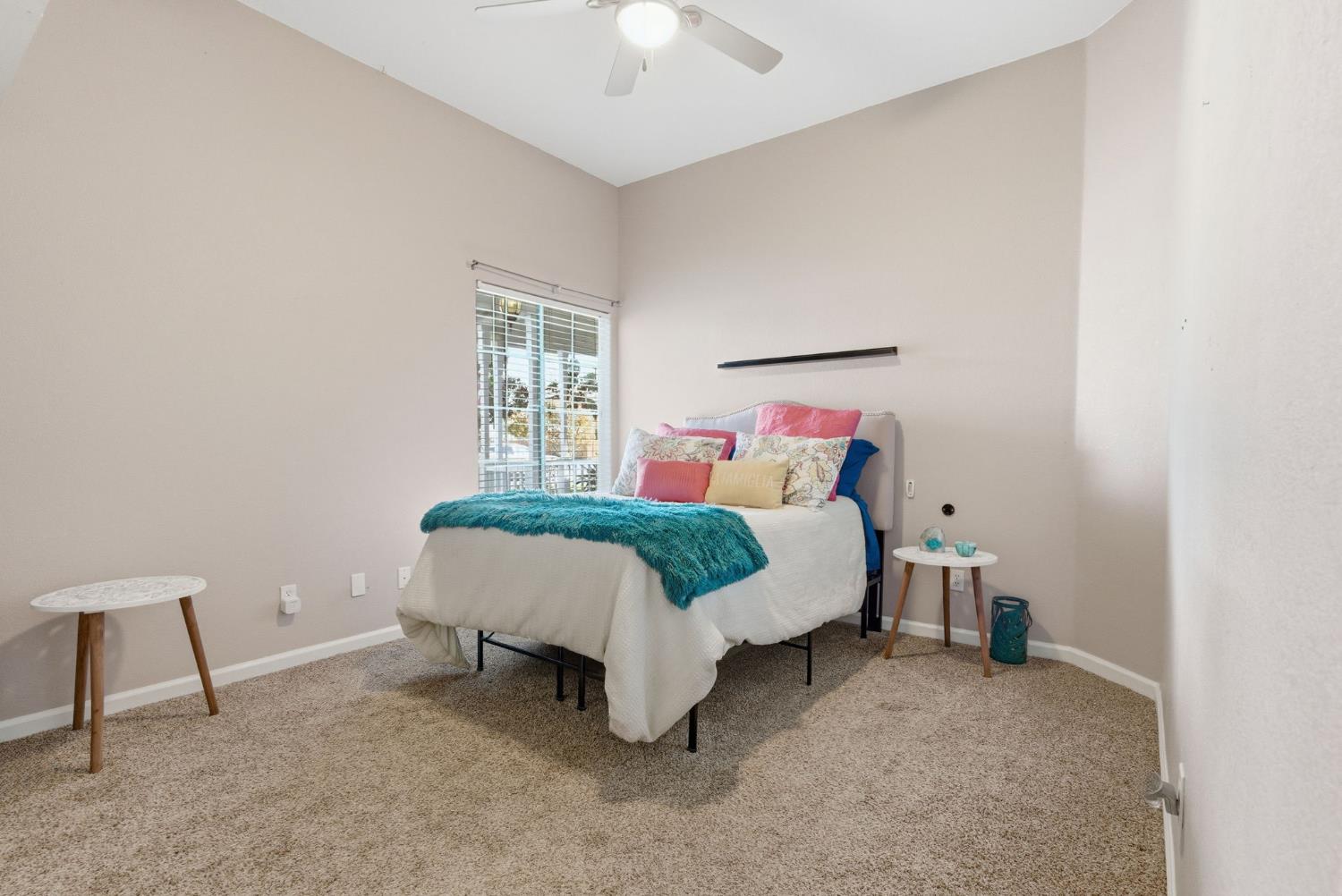 1109 W Cinnamon Ave, Hanford, CA 93230