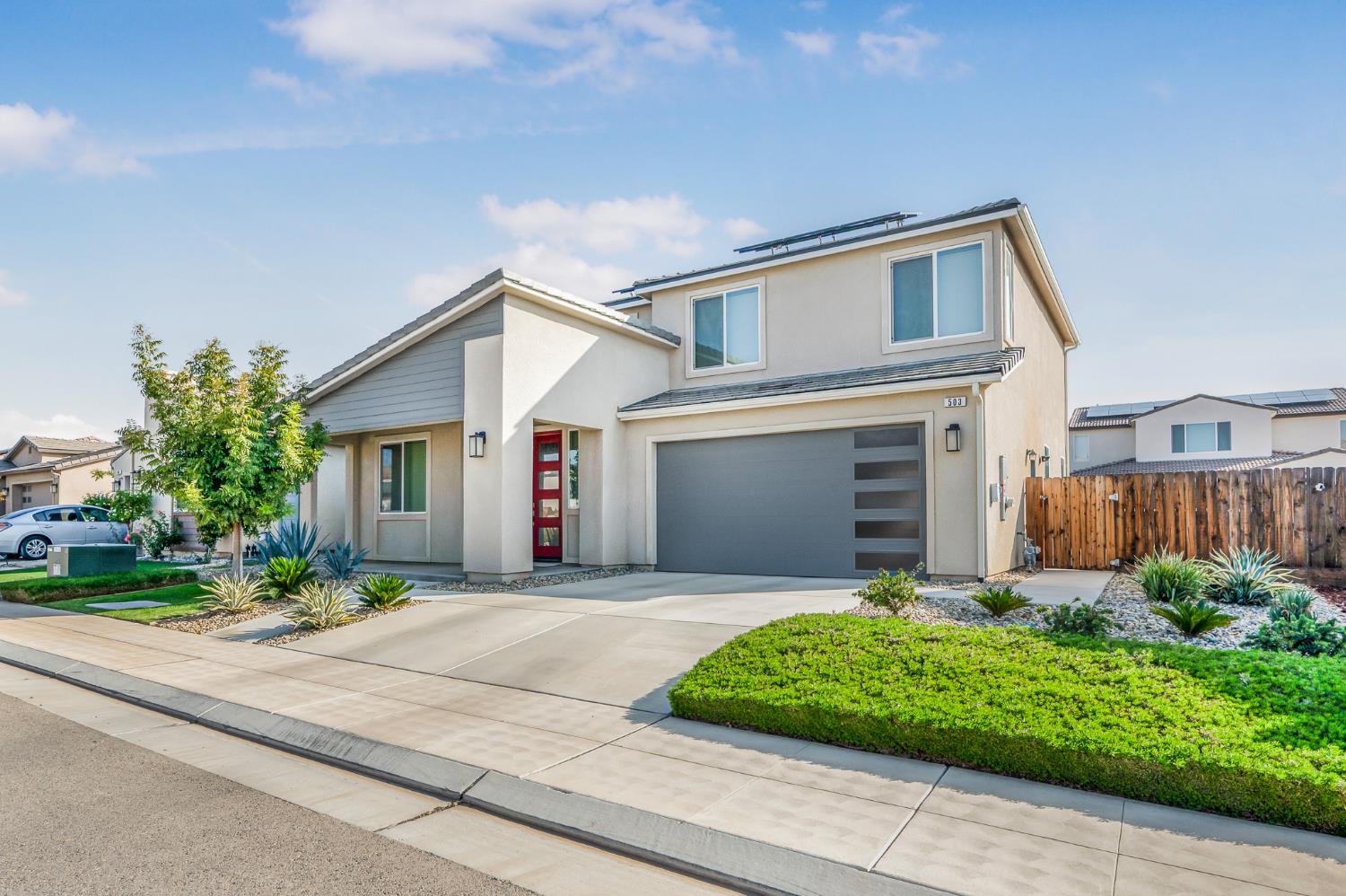 503 Cathedral Ct S, Madera, CA 93636