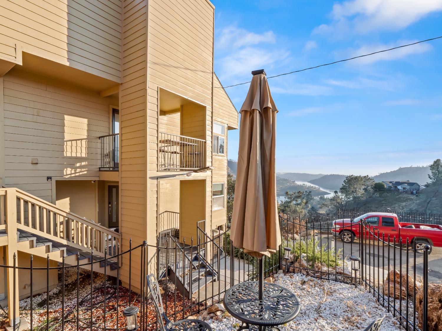 49351 Ralston Ridge, Friant, CA 93626