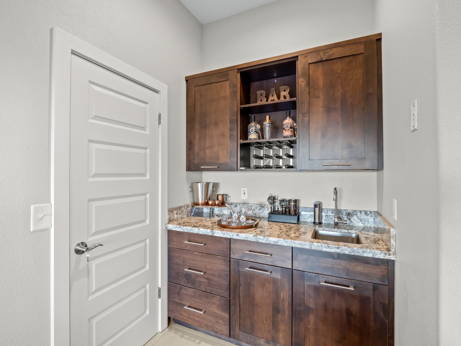 49351 Ralston Ridge, Friant, CA 93626